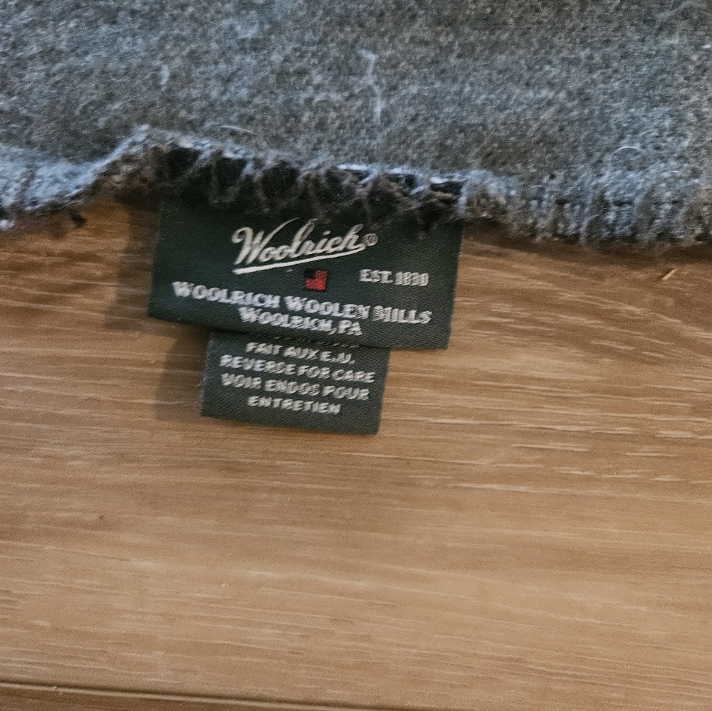 Woolrich Throw - Picture 3 of 8